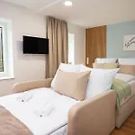 Dwellstay -