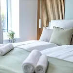 Dwellstay - شقة *