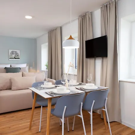 Dwellstay -