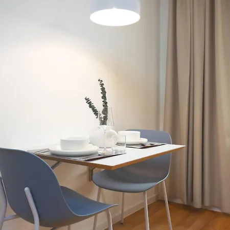 Dwellstay - Apartamento *