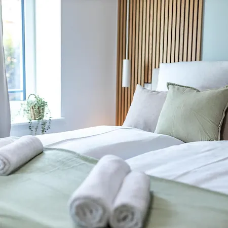Dwellstay - Apartamento *